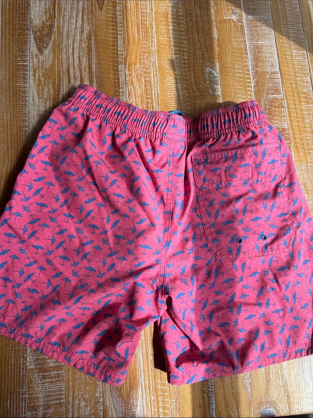 Vineyard Vines swim trunks size XS